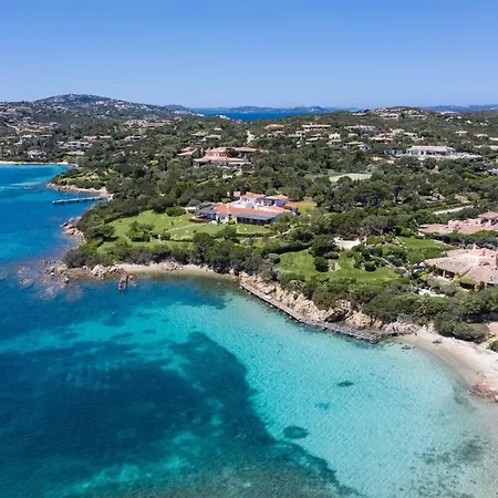 Terrace On Swimming Pool & Private Apartman Porto Cervo