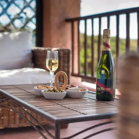 Terrace On Swimming Pool & Private Apartman