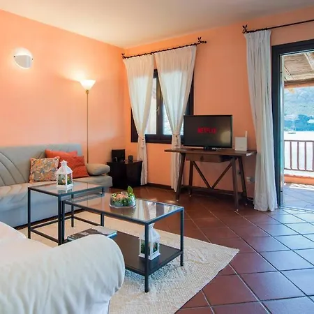 Terrace On Swimming Pool & Private Порто-Черво