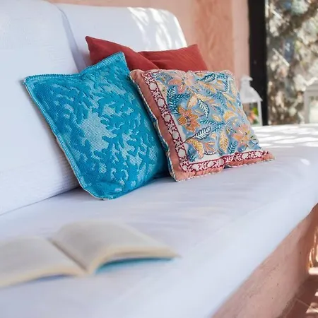 Terrace On Swimming Pool & Private Апартаменти