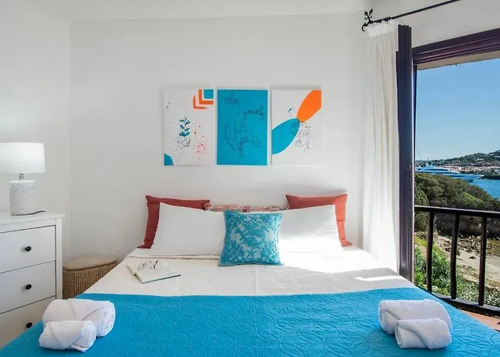 Terrace On Swimming Pool & Private Apartment Porto Cervo